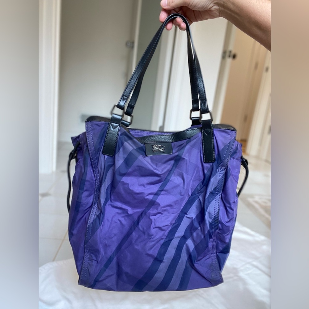 BURBERRY Nova Check Tote. Purple. Polyester body w Leather trim & base.